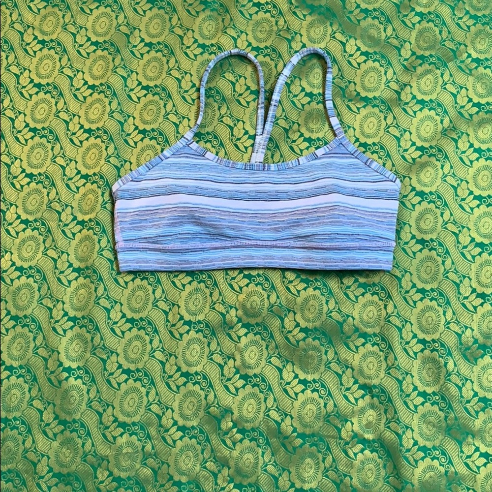 Lululemon sport bra